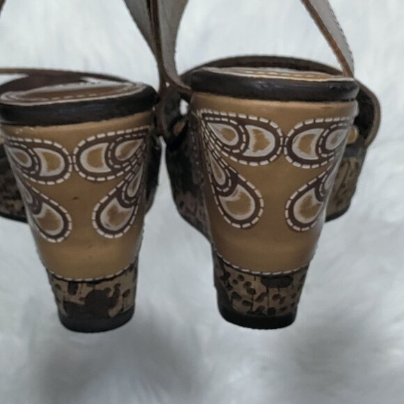 L. Artiste By Spring Step Cut Out Design Allura Wedge Sandal Women's Size 8 - Picture 11 of 12